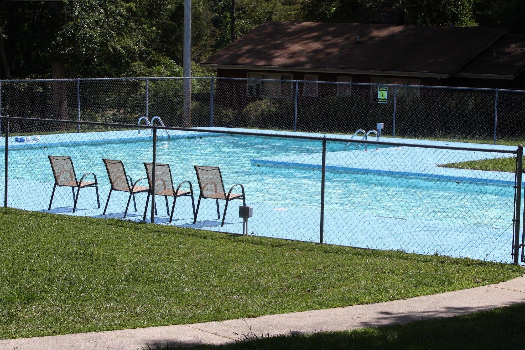 Pisgah View Ranch Hotel Candler Bagian luar foto